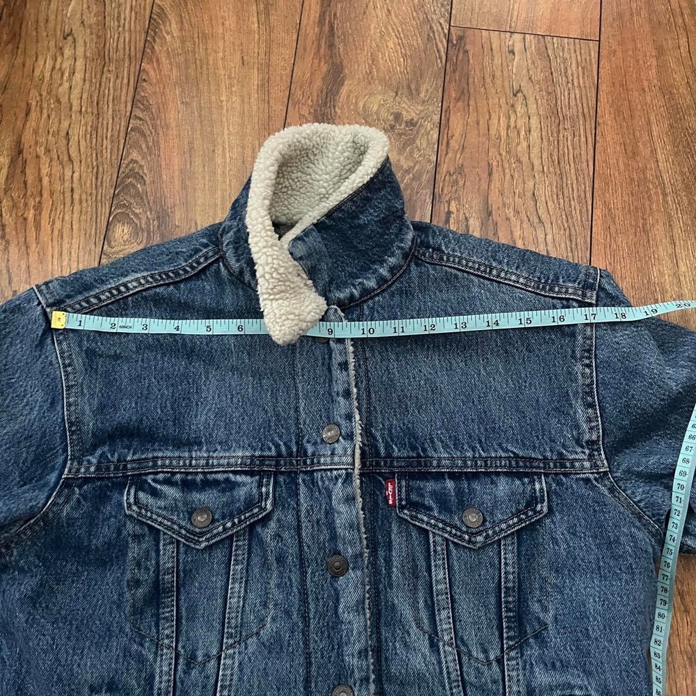 Women's Levi's premium sherpa trucker denim jacket in XS - Picture 5 of 8